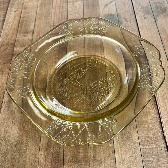 Depression Glass Federal Parrot Pattern - Picture 3 of 7